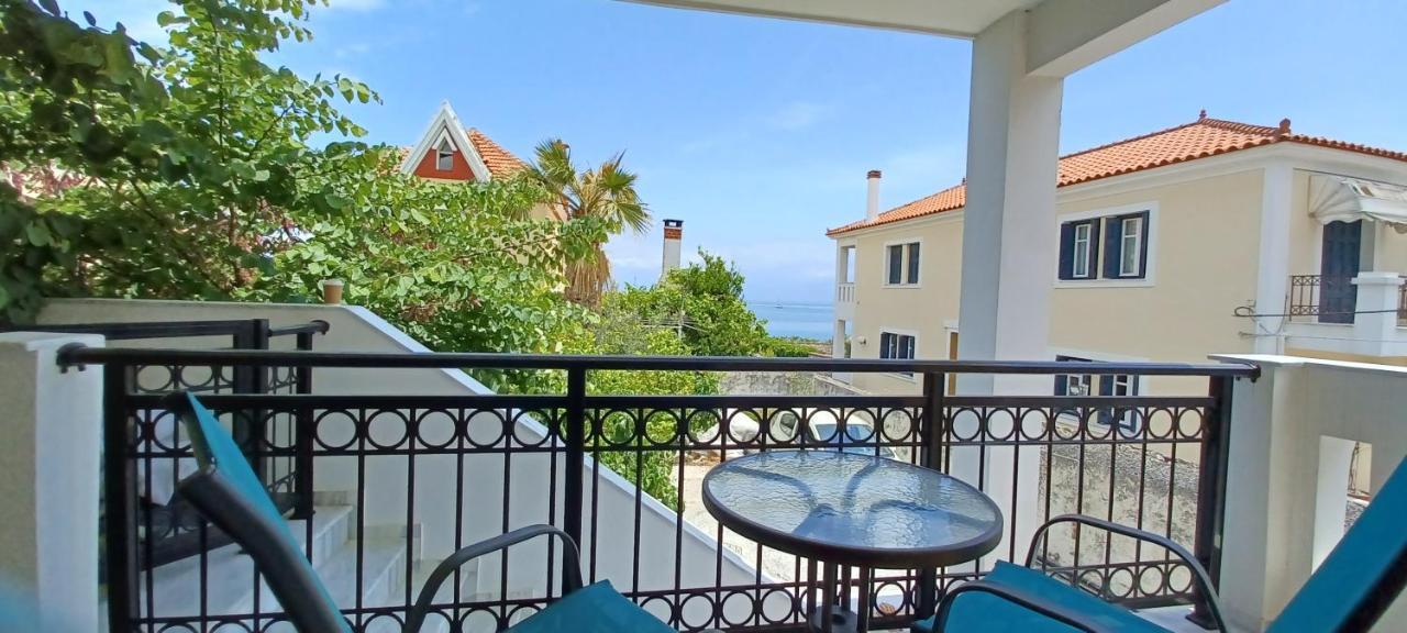 Seaview Luxury Apartment Мітіліні Екстер'єр фото