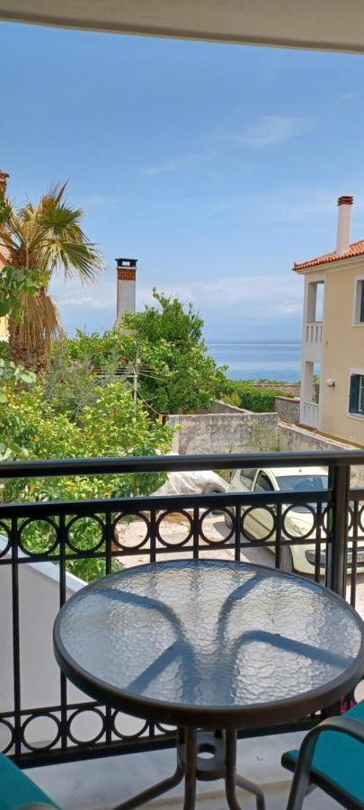 Seaview Luxury Apartment Мітіліні Екстер'єр фото