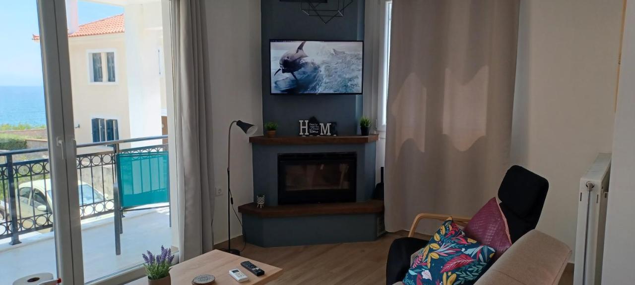 Seaview Luxury Apartment Мітіліні Екстер'єр фото